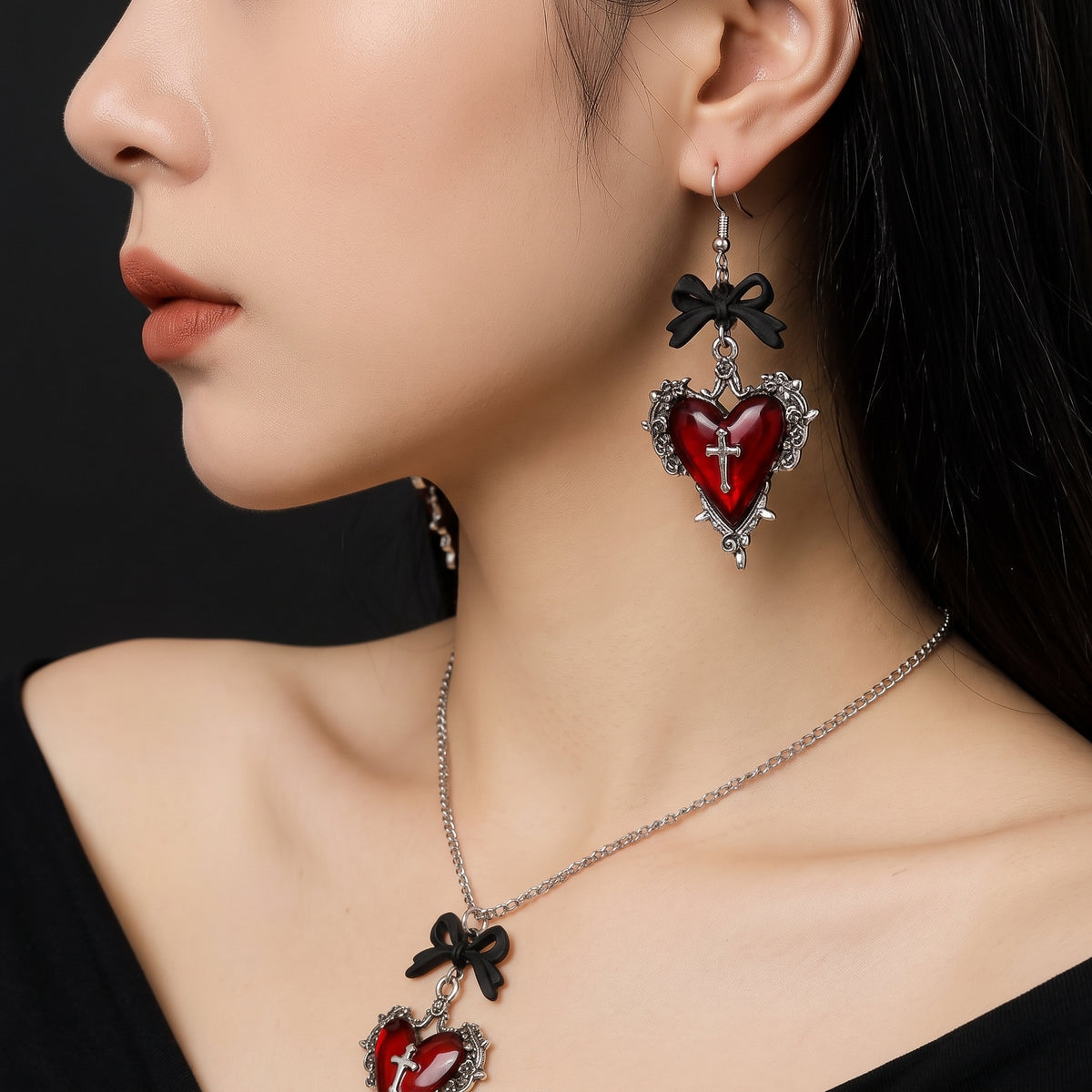 Alice Heart Set | Red Heart Necklace & Earrings